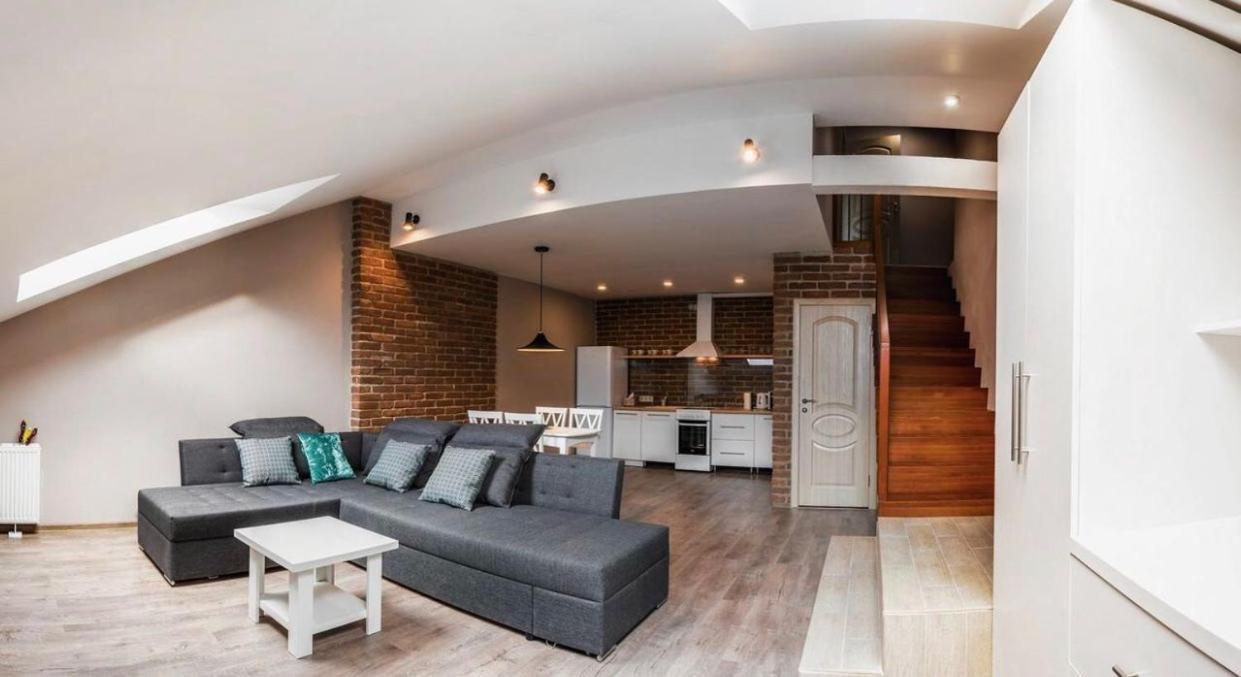 Apartment Ploscha Rynok リヴィウ エクステリア 写真