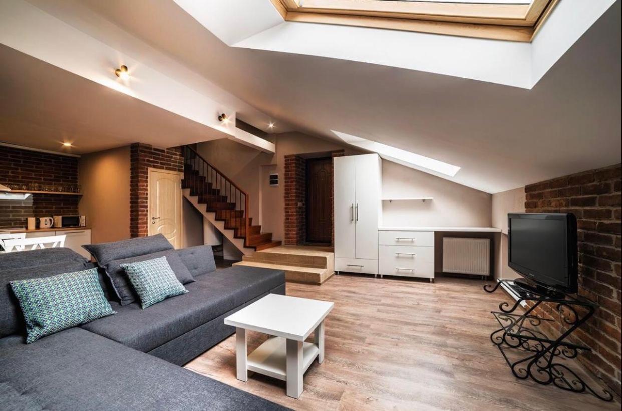 Apartment Ploscha Rynok リヴィウ エクステリア 写真