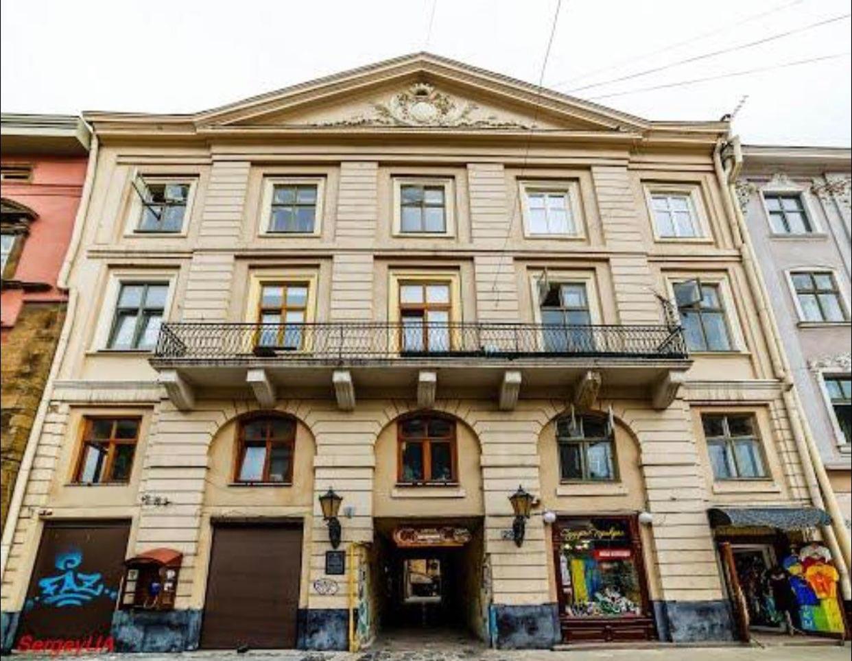 Apartment Ploscha Rynok リヴィウ エクステリア 写真